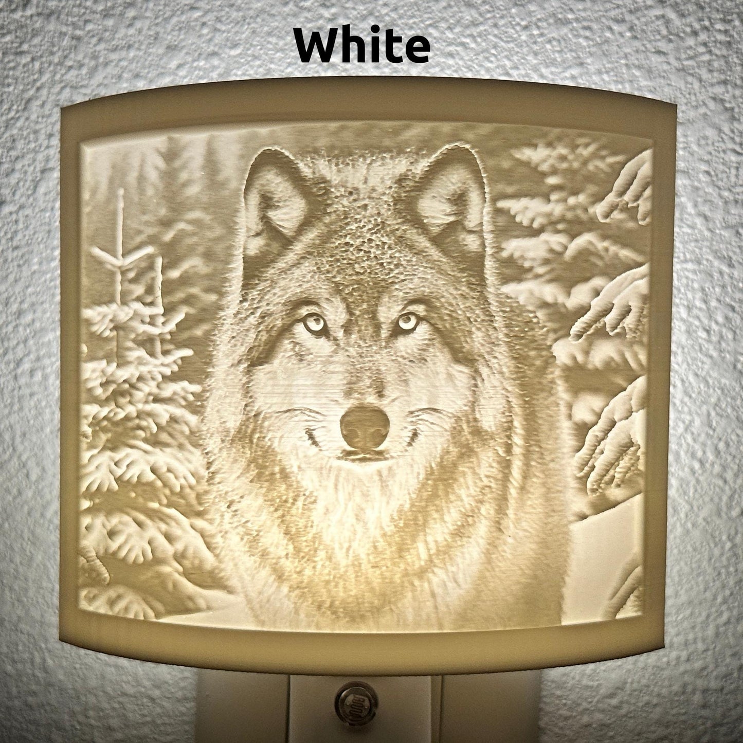 Wolf Night Light | Rustic Cabin Décor | Wildlife Gift | Forest Wolf Scene | Animal Lover Nightlight