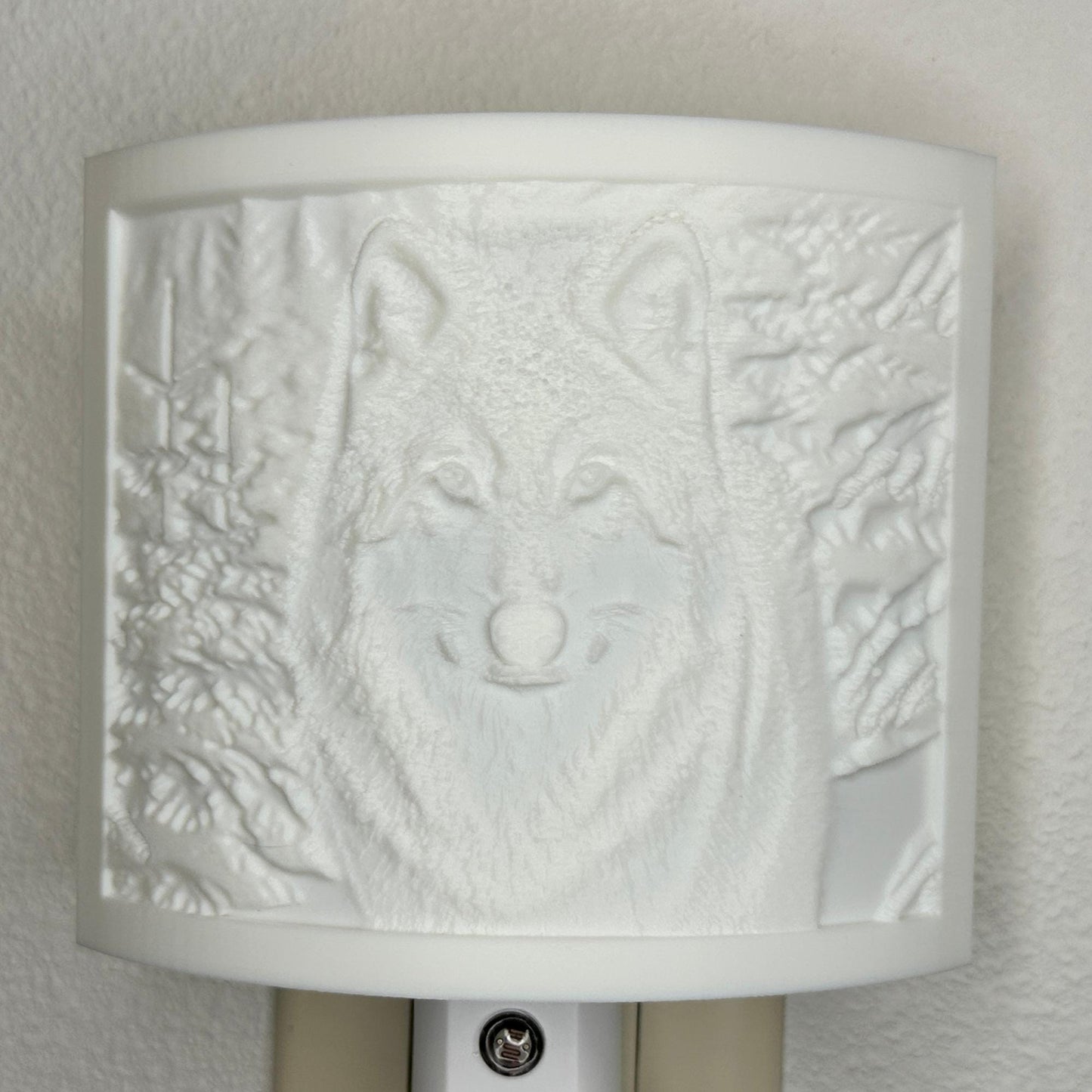 Wolf Night Light | Rustic Cabin Décor | Wildlife Gift | Forest Wolf Scene | Animal Lover Nightlight