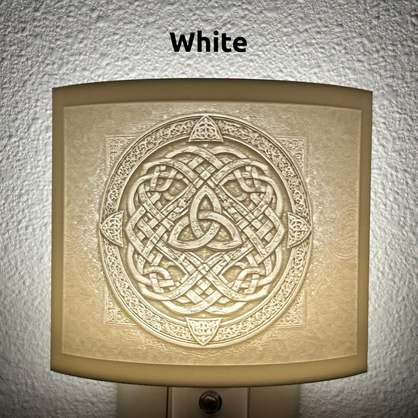 Celtic Knot Night Light – Auto On/Off Plug-In LED – Triquetra Wall Light