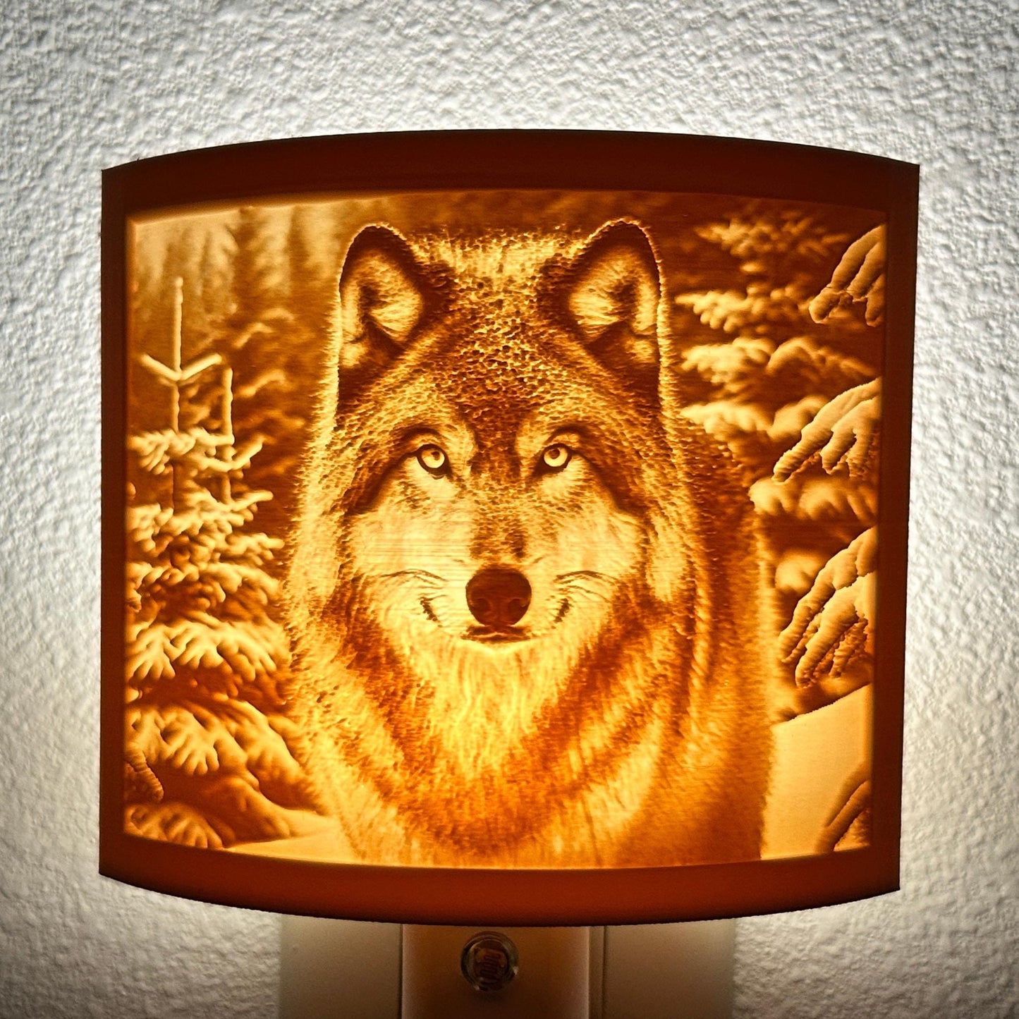 Wolf Night Light | Rustic Cabin Décor | Wildlife Gift | Forest Wolf Scene | Animal Lover Nightlight