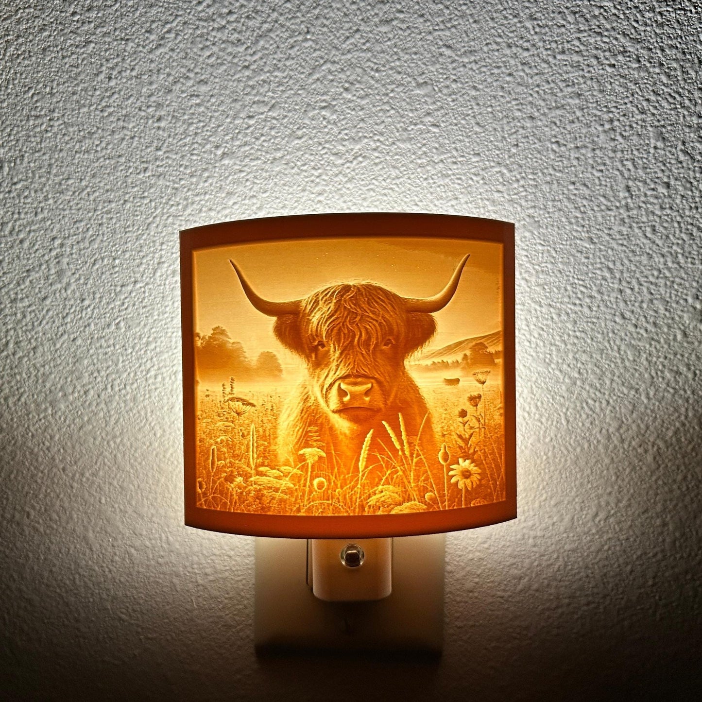 Highland Cow Night Light | Rustic Farmhouse LED Plug-In, Auto On/Off