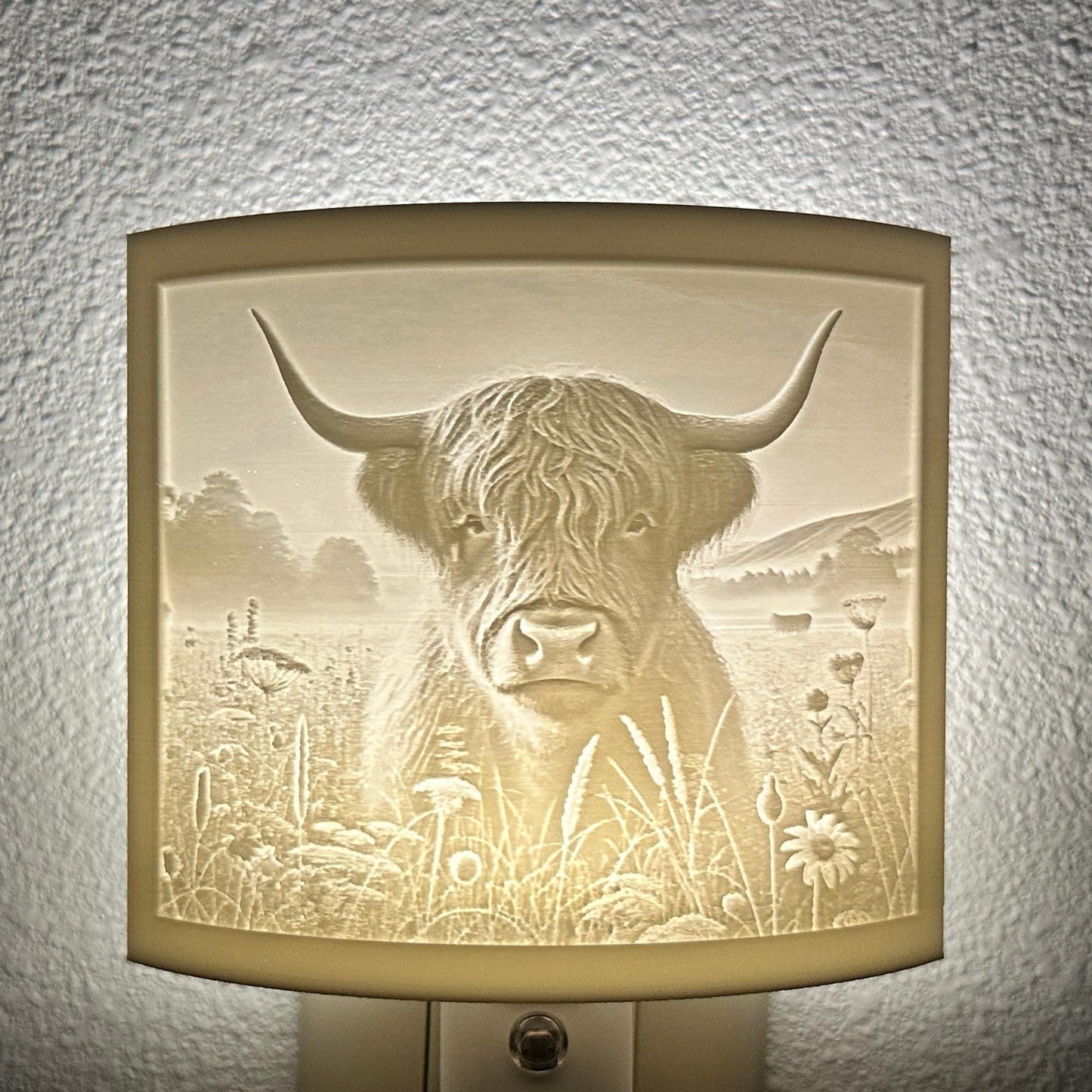 Highland Cow Night Light | Rustic Farmhouse LED Plug-In, Auto On/Off