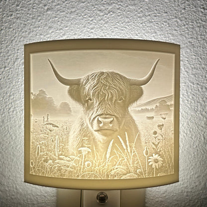 Highland Cow Night Light | Rustic Farmhouse LED Plug-In, Auto On/Off