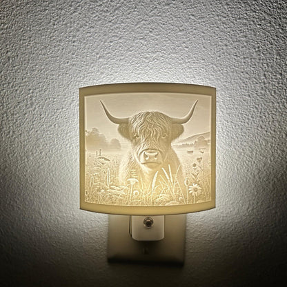 Highland Cow Night Light | Rustic Farmhouse LED Plug-In, Auto On/Off