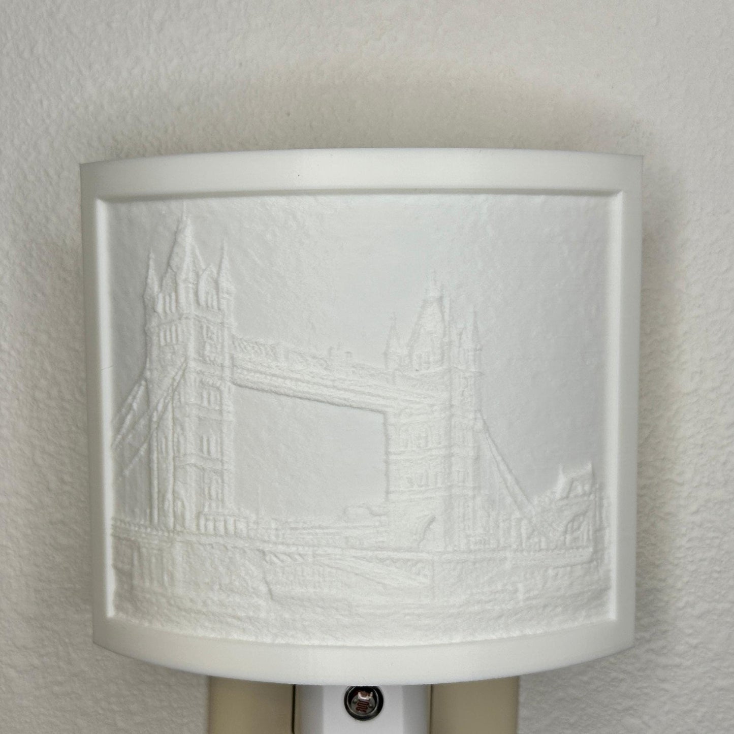 White Tower Bridge lithophane night light with embossed London bridge cityscape design, curved travel-themed decor for bedrooms, offices, hallways, or architecture lovers.