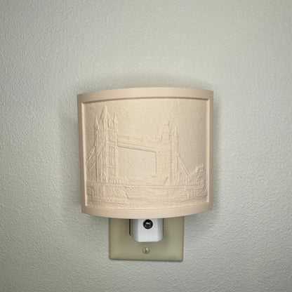 Beige Tower Bridge lithophane night light with embossed London bridge cityscape design, curved travel-themed decor for bedrooms, offices, hallways, or architecture lovers.