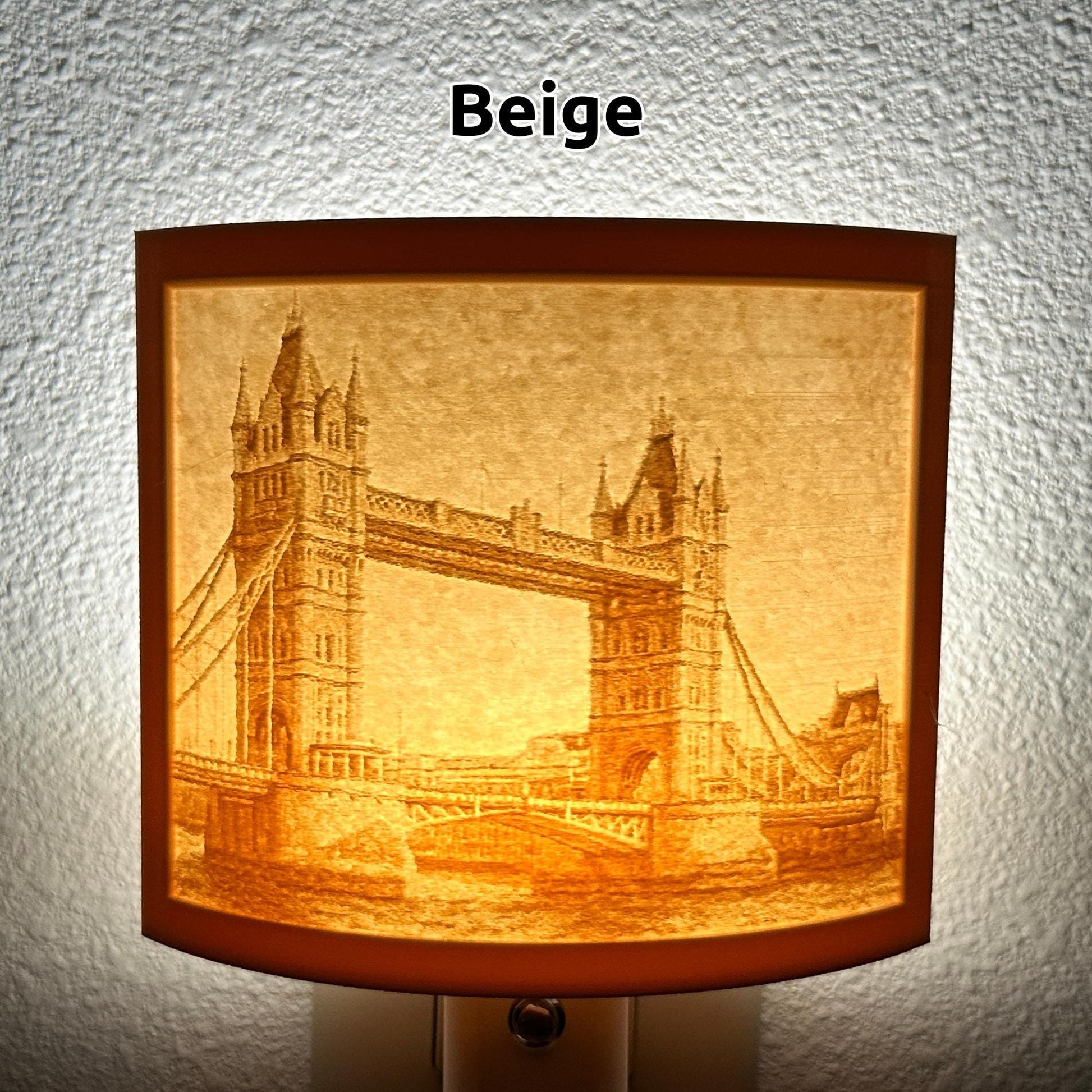 Warm glowing Tower Bridge lithophane night light featuring a detailed London bridge cityscape, curved travel-themed decor for bedrooms, offices, hallways, or England and architecture lovers.
